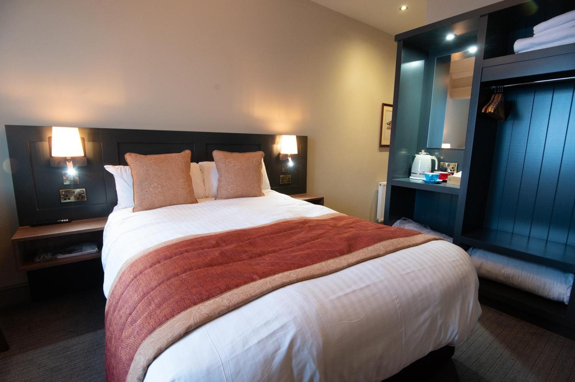 The Dukeries Lodge, Edwinstowe, Nottinghamshire Екстериор снимка