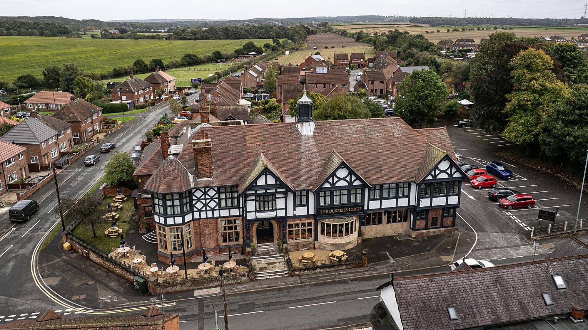 The Dukeries Lodge, Edwinstowe, Nottinghamshire Екстериор снимка
