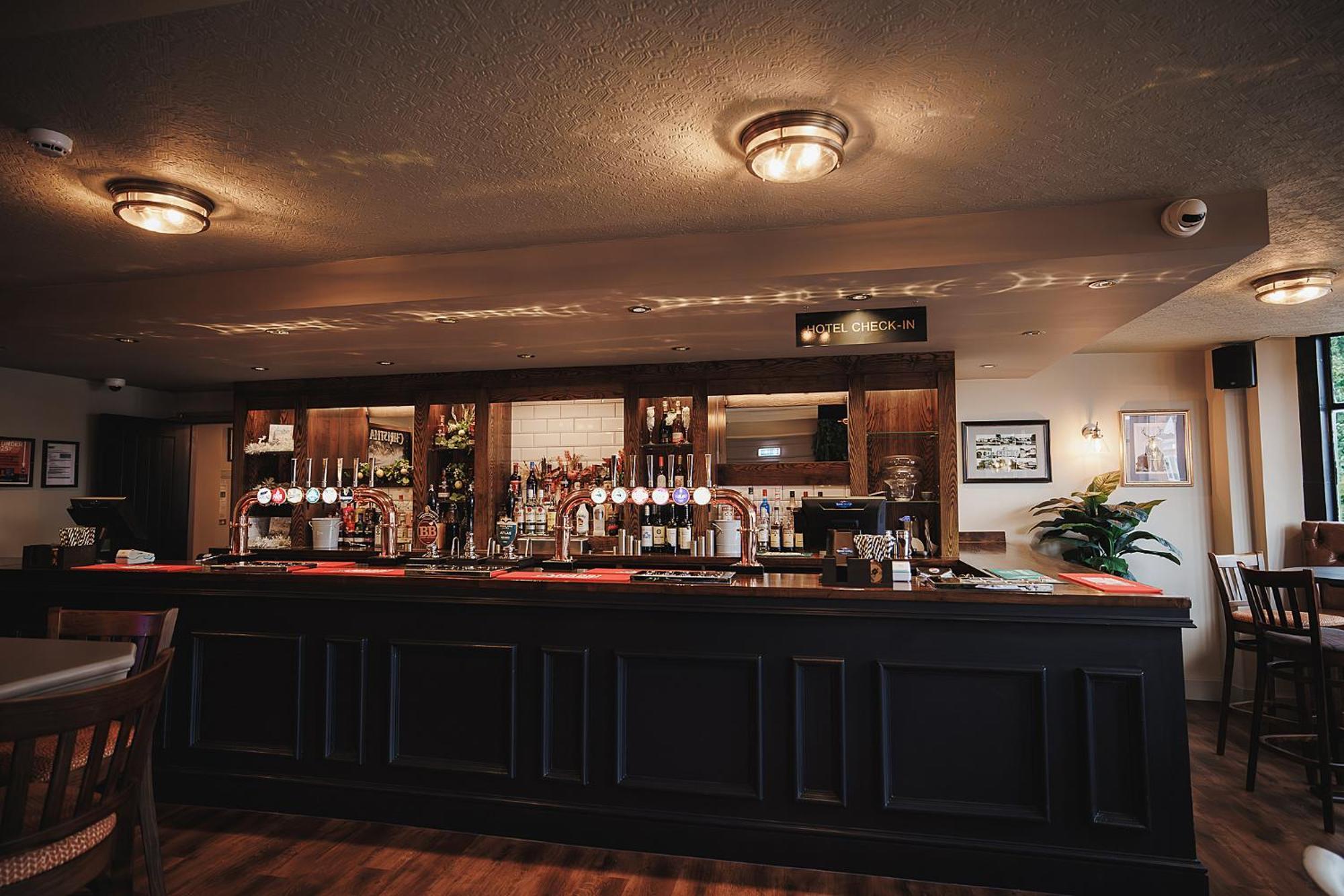 The Dukeries Lodge, Edwinstowe, Nottinghamshire Екстериор снимка